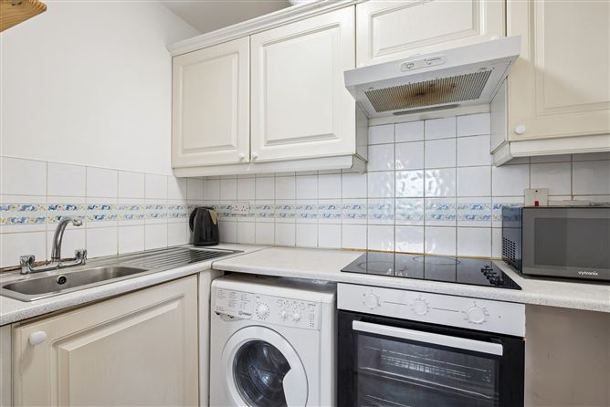 Photo 8 of 19 — Apartment 107, 35-38, Mountjoy Square, Dublin 1