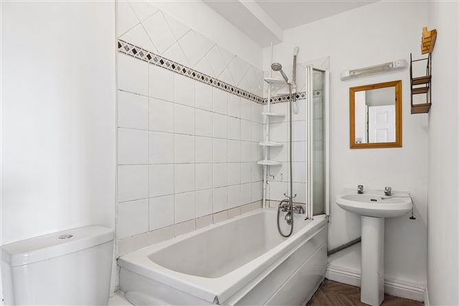 Photo 14 of 19 — Apartment 107, 35-38, Mountjoy Square, Dublin 1