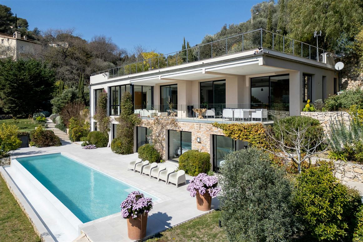 Azure Amour,Villefranche-sur-Mer,Provence-Alps-French Riviera,France