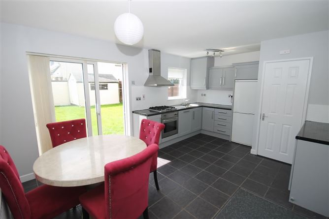 2 Sundale Green, Tallaght, Dublin 24