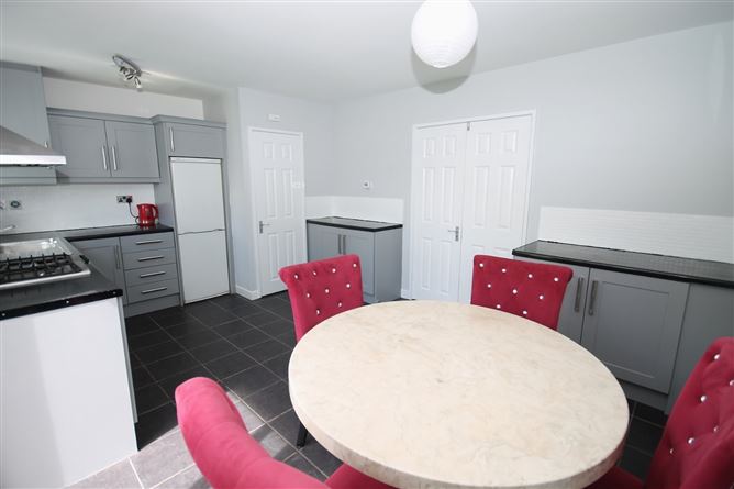 2 Sundale Green, Tallaght, Dublin 24