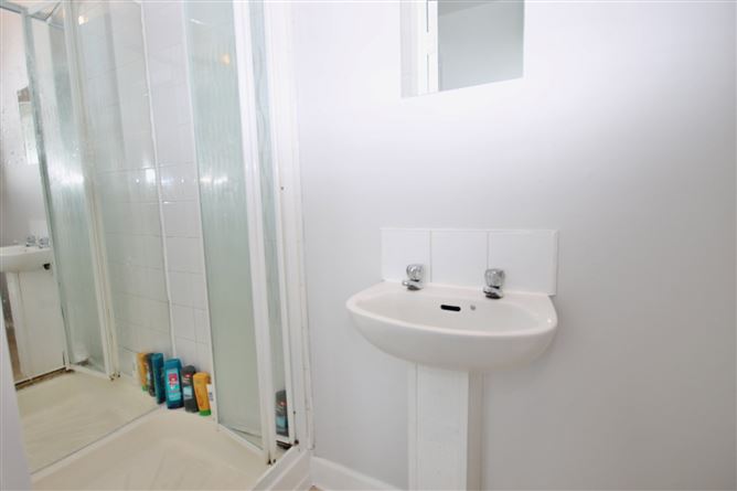 2 Sundale Green, Tallaght, Dublin 24