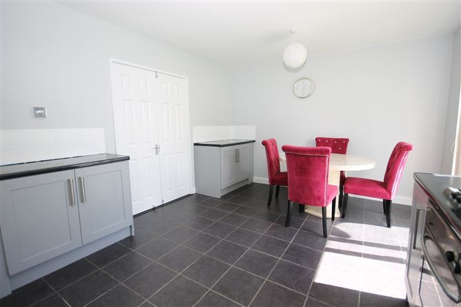 2 Sundale Green, Tallaght, Dublin 24