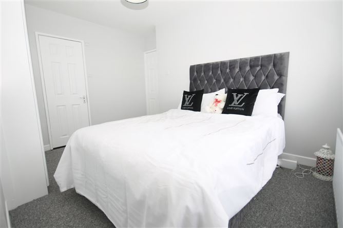 2 Sundale Green, Tallaght, Dublin 24