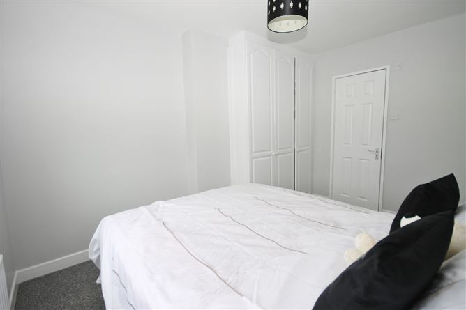2 Sundale Green, Tallaght, Dublin 24