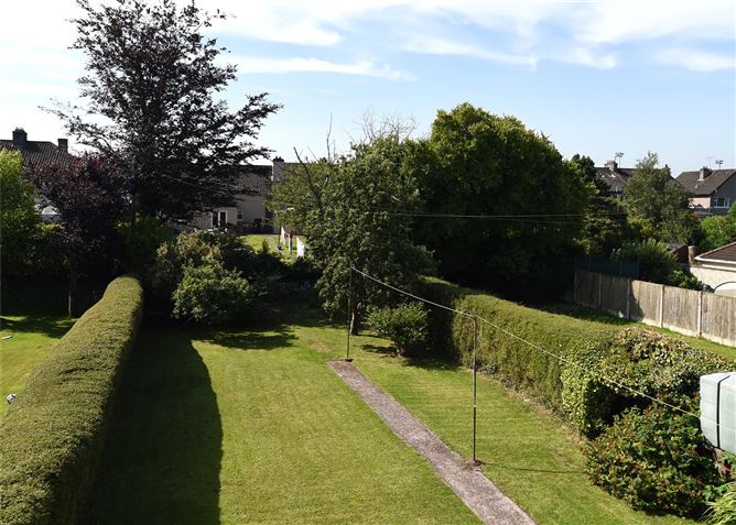 7 Highfield Lawn, Model Farm Road, Cork