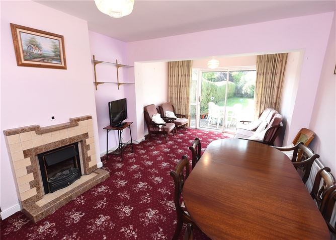 7 Highfield Lawn, Model Farm Road, Cork