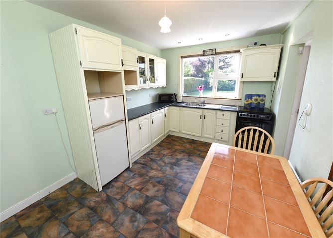 7 Highfield Lawn, Model Farm Road, Cork