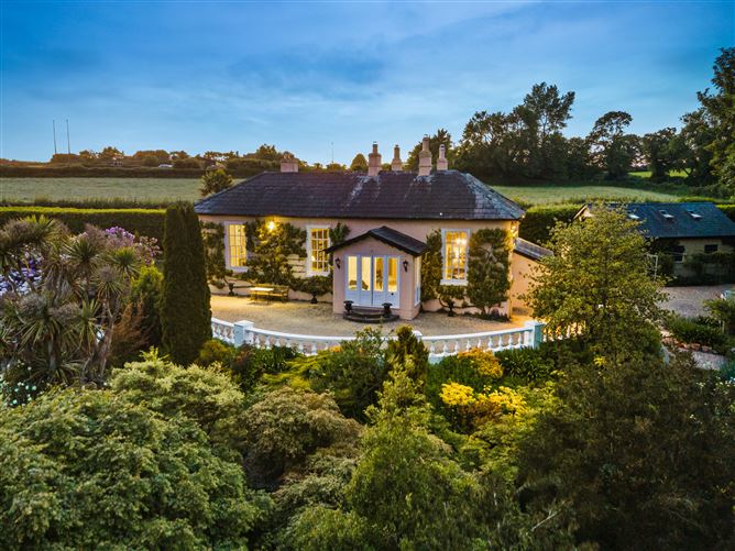 Edendale (The Old Presbytery and Gate Lodge), Kilbride, Wicklow