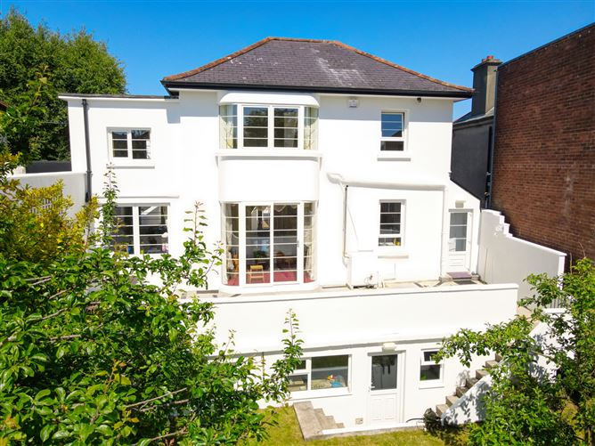 Manton, 63 Lower Salthill Road, Salthill, Galway