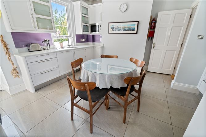 Manton, 63 Lower Salthill Road, Salthill, Galway
