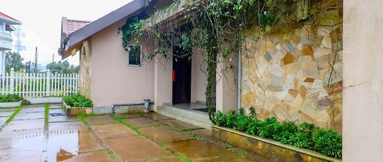 Private, Lady Horton Road, Nuwara Eliya