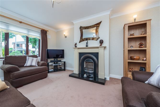 https://photos-a.propertyimages.ie/media/7/9/1/4952197/73228f2a-f1e3-41be-be4e-f14d3079ce37_l.jpg