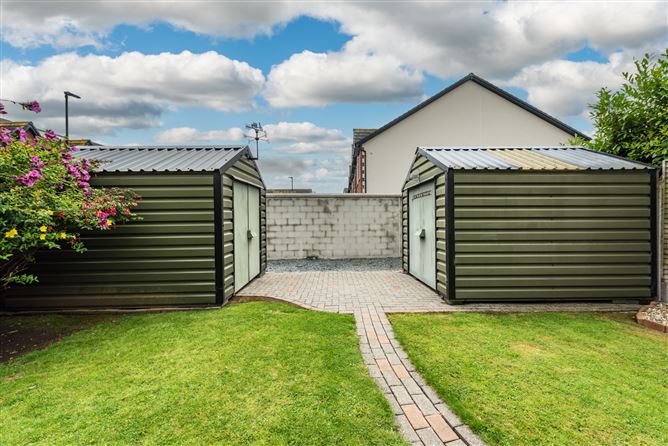https://photos-a.propertyimages.ie/media/7/9/1/4952197/73228f2a-f1e3-41be-be4e-f14d3079ce37_l.jpg