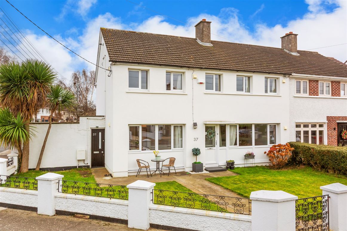 37 College Park, Terenure, Dublin 6W