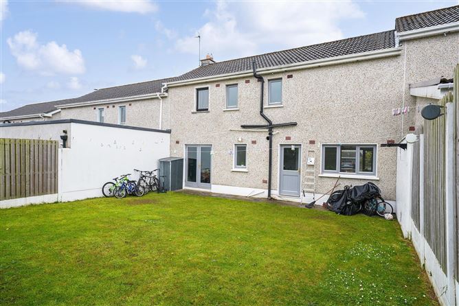 3 The Drive, Earls Court, Kill, Co. Kildare