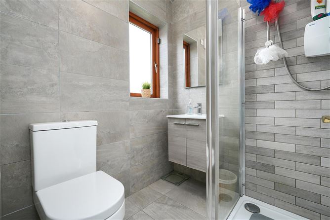 3 The Drive, Earls Court, Kill, Co. Kildare