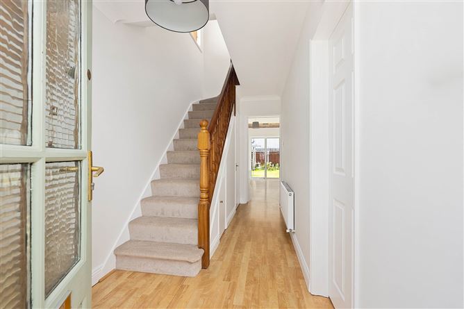 Photo 11 of 35 — 20 Johnsbridge Walk, Lucan, County Dublin