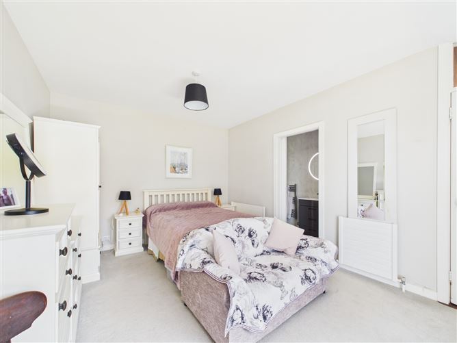 Photo 18 of 29 — 5 Freshfield, Maypark Lane, Waterford