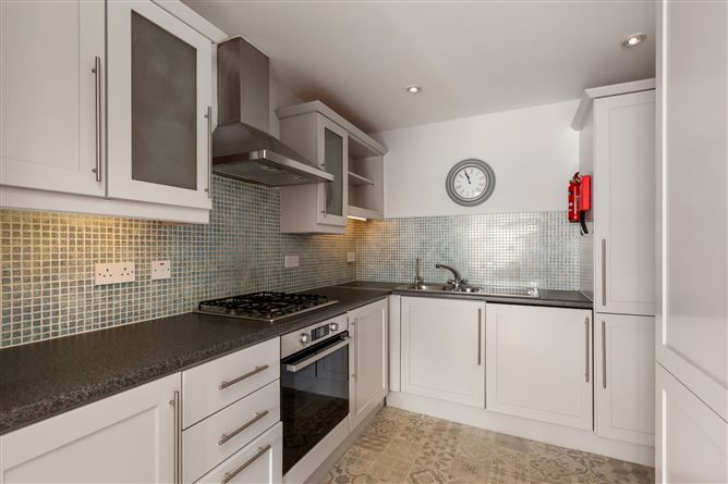 37 Temple Gardens, Northwood, Santry, Dublin 9