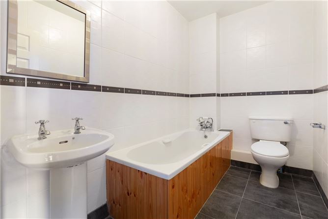 53 Saran Wood, Killarney Road, Bray, Co. Wicklow