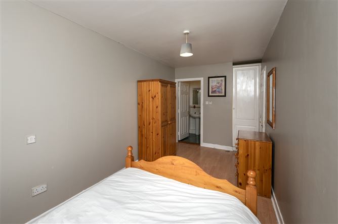 Apt 2, Rutland Place, South Terrace, Cork