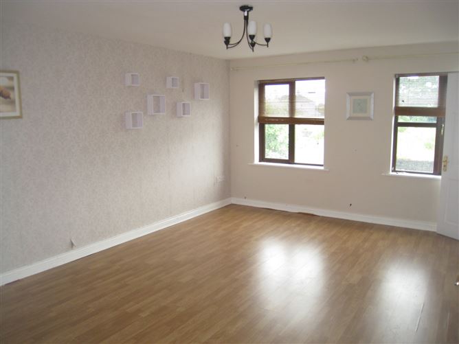 20 Chapel Lane, Edgeworthstown, Longford