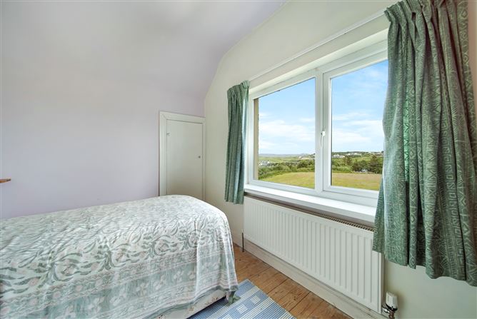Cairn Cottage, Rinnaraw, Portnablagh, Co. Donegal