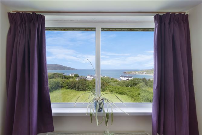 Cairn Cottage, Rinnaraw, Portnablagh, Co. Donegal