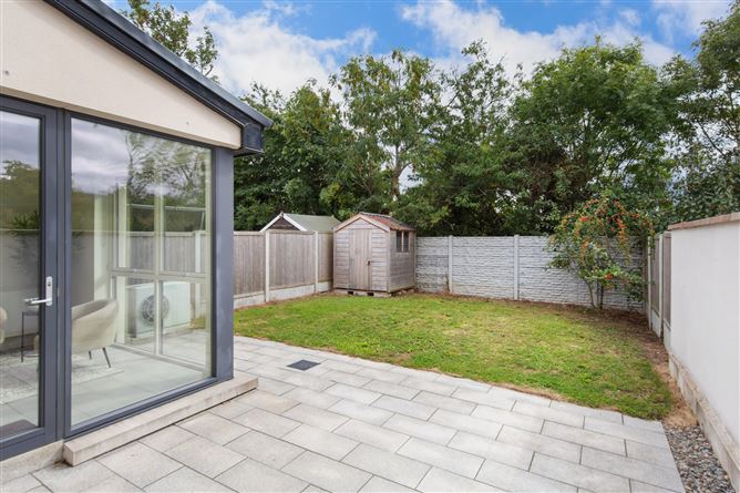 24 The Avenue, Carrickmines Manor, Carrickmines, Dublin 18