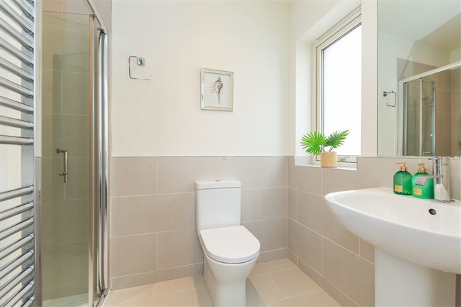 24 The Avenue, Carrickmines Manor, Carrickmines, Dublin 18