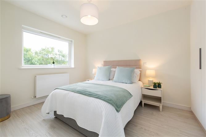 24 The Avenue, Carrickmines Manor, Carrickmines, Dublin 18