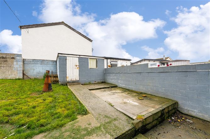 53 Rathvilly Park, Finglas, Dublin 11