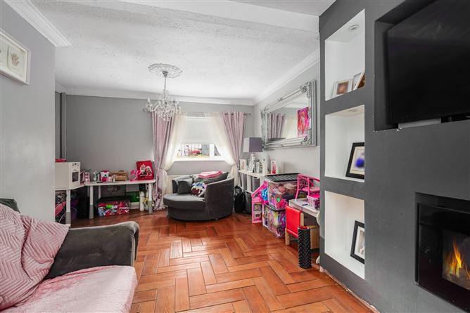 53 Rathvilly Park, Finglas, Dublin 11