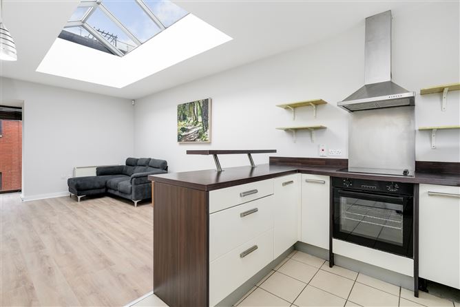 Townhouse 5, Brabazon Hall, Ardee Street, Dublin 8