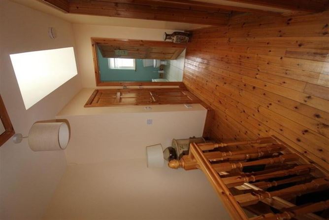 6 Lakeview, Keshcarrigan, Leitrim, Leitrim