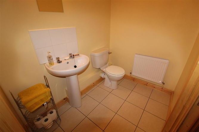6 Lakeview, Keshcarrigan, Leitrim, Leitrim