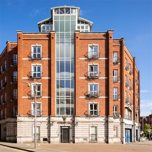 45 Stewart Hall, Ryders Row, Parnell St, Dublin 1
