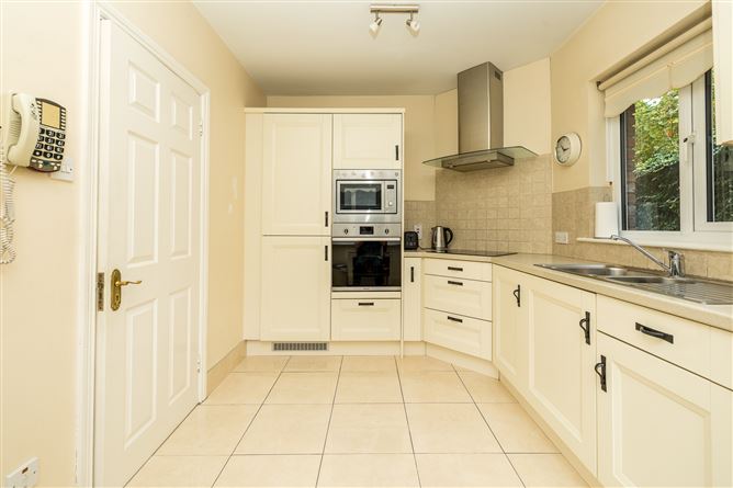 12 Broomfield Mews, Malahide, Dublin