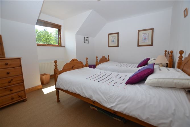 'Hollybrook Lodge', Kilcavan Lower, Tara Hill, Wexford