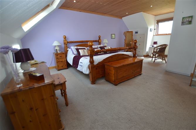 'Hollybrook Lodge', Kilcavan Lower, Tara Hill, Wexford