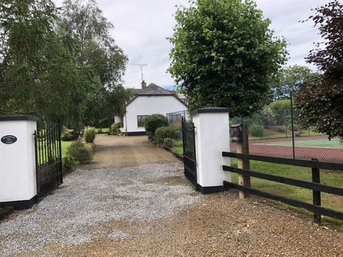 'Hollybrook Lodge', Kilcavan Lower, Tara Hill, Wexford