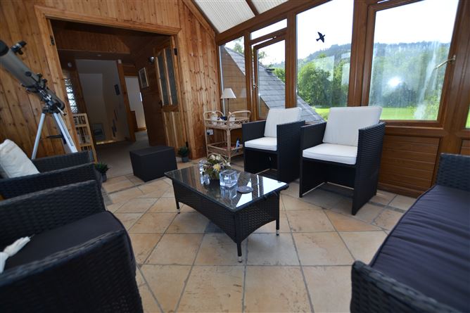 'Hollybrook Lodge', Kilcavan Lower, Tara Hill, Wexford