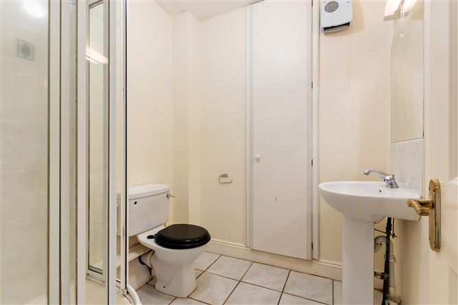 144 The Berkeley, Pembroke Sq, Grand Canal St Upr, Grand Canal Dk, Dublin 4