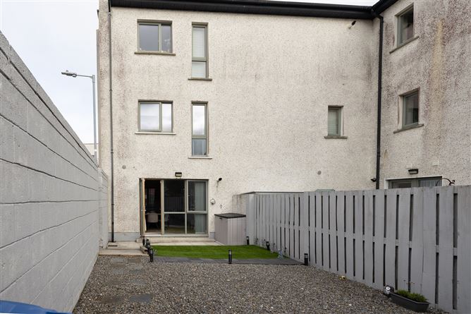 7 Lyons Street, Newcastle,   Dublin