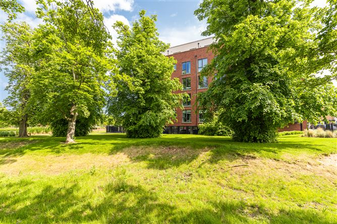 Apartment 19, Sycamore Hall, Clay Farm, Leopardstown, Dublin 18