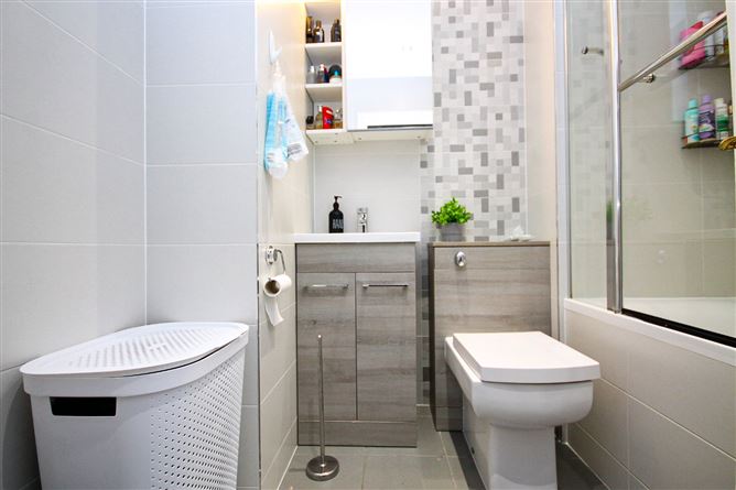 59 Deerpark Avenue, Kiltipper, Tallaght, Dublin 24