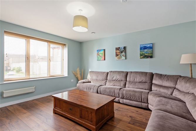 52 Silken Park Avenue, Kingswood Cross, Dublin 22