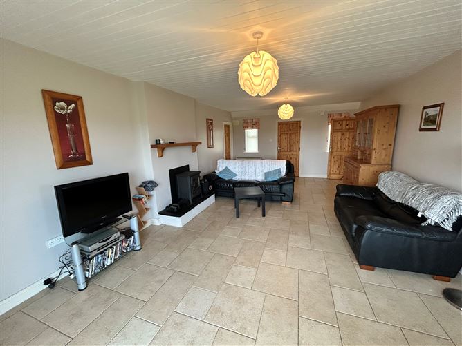 33 Knockrahaderry, Liscannor, Co. Clare, Ennistymon, Clare