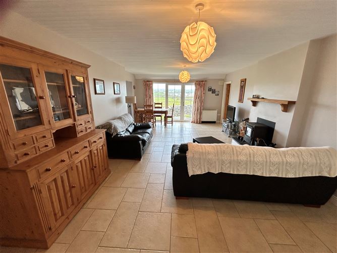 33 Knockrahaderry, Liscannor, Co. Clare, Ennistymon, Clare